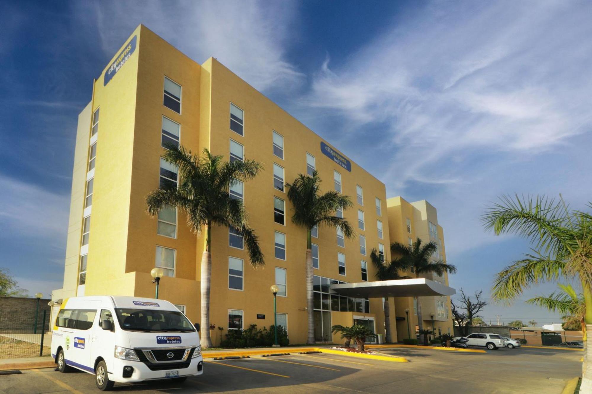 City Express By Marriott Ciudad Victoria Exteriör bild